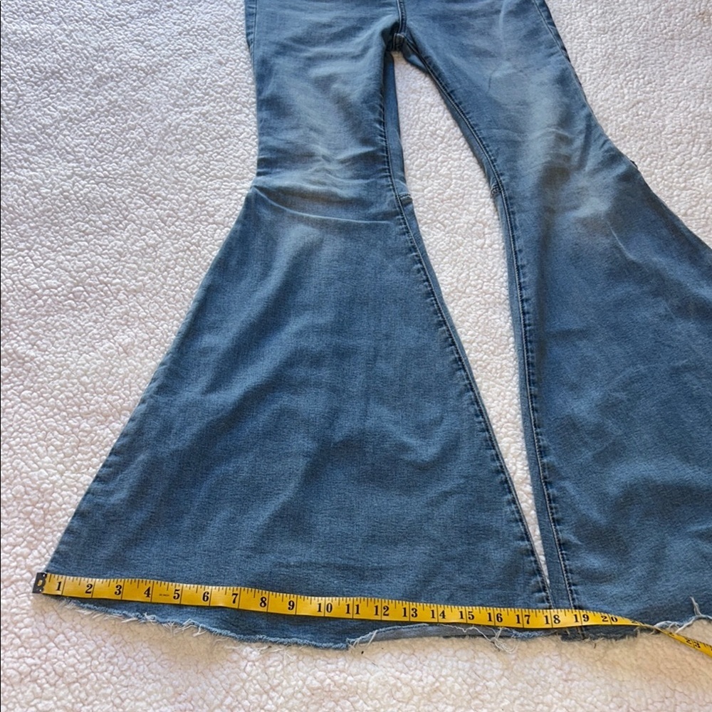 We The Free Light Blue Wide Leg Jeans - Picture 7 of 13